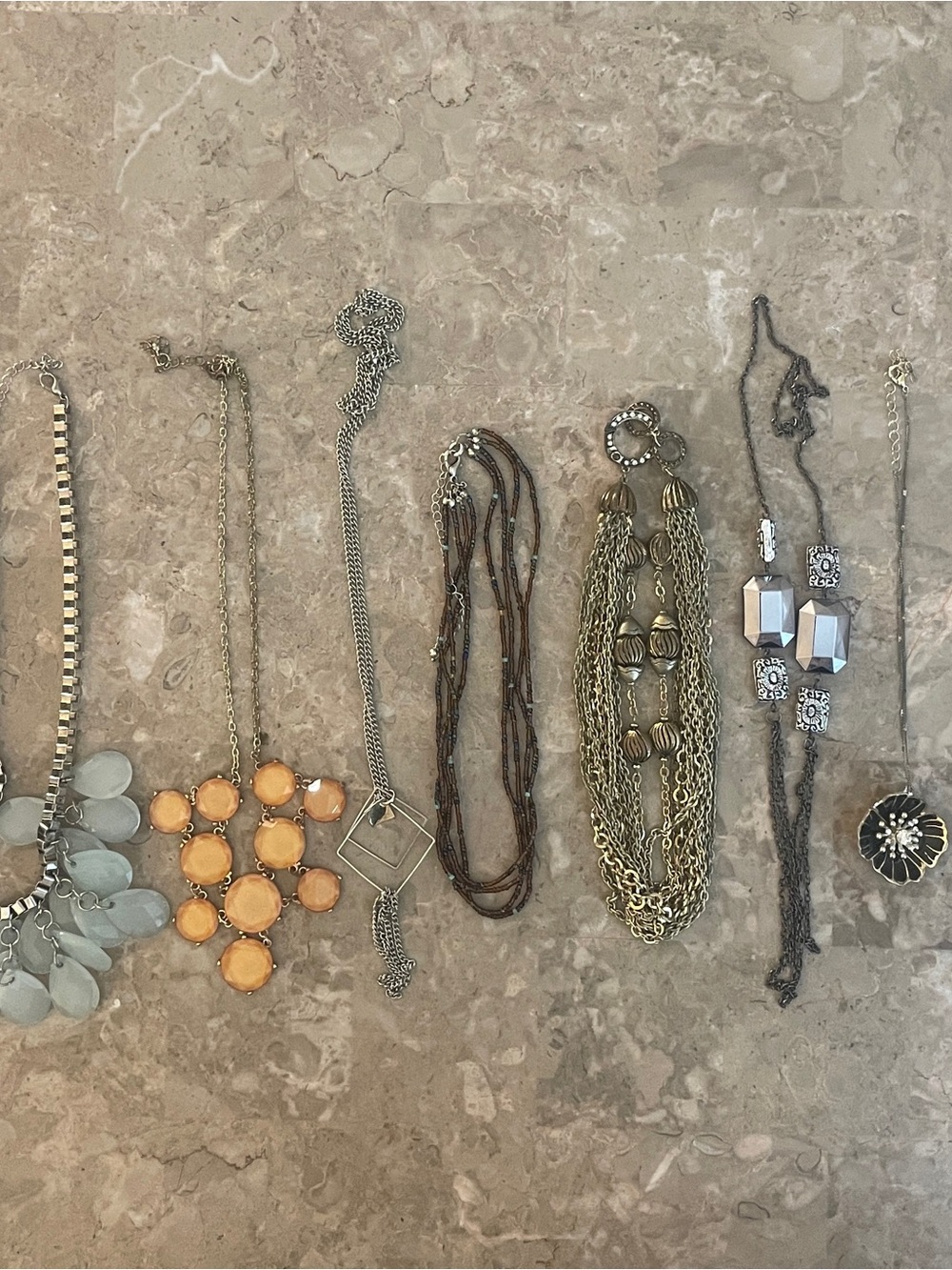 LOT of 15 Necklaces Vintage! gorgeous! Great condition - Picture 4 of 5